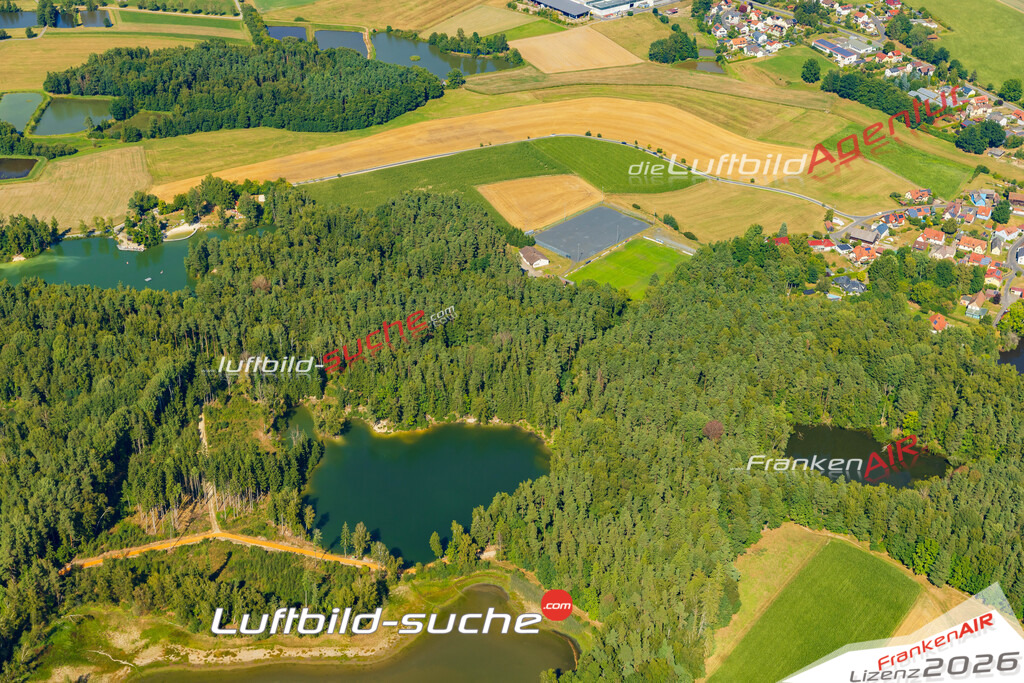 Luftaufnahme  Schönhaid  Wiesau Das Luftbild wurde 2025 vom UL-Flugzeug heraus erstellt ( keine Drohne ) - Hochauflösende Luftaufnahme -Nicht vergleichbar mit Google Maps oder Satelittenbilder- Die Geschenkidee !Mit Lizenz und Bildrechte bestellbar