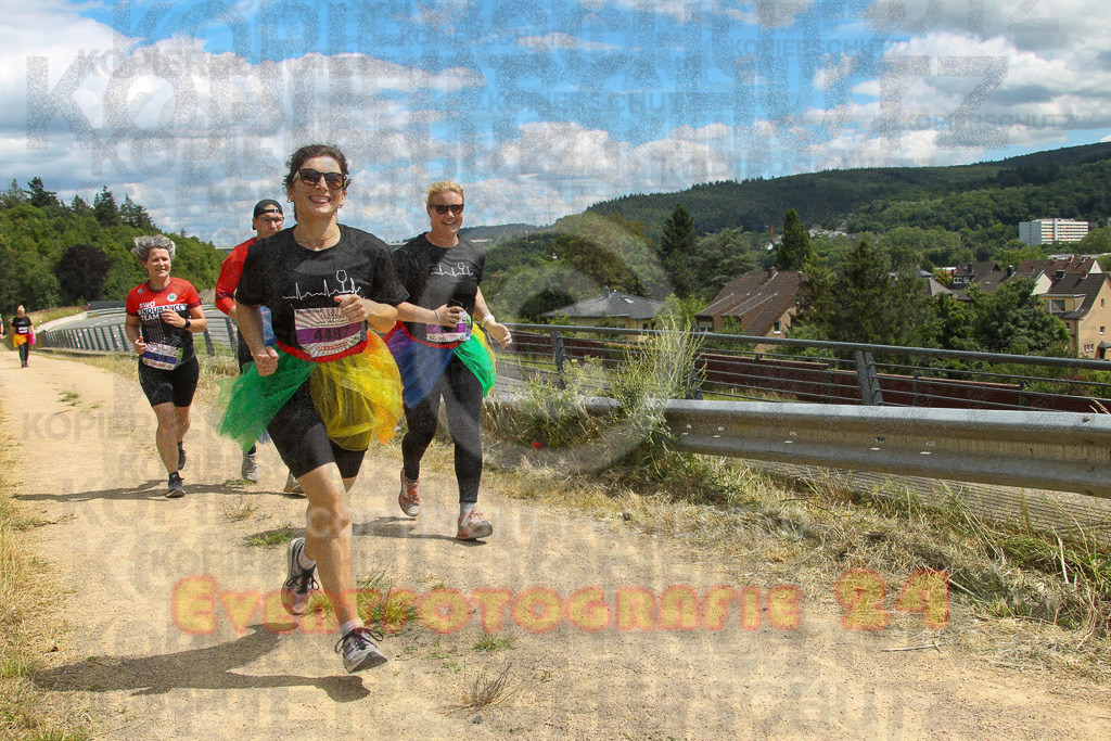 240615_1451_EV4_9070 | Sportfotografie im Rhein-Sieg Kreis, Köln, Bonn, NRW, Rheinland Pfalz, Hessen, etc. Unser Tätigkeitsfeld umfasst den Laufsport vom Volkslauf über den Marathon, Duathlon, Triathon bis zum Ultralauf wie Kölnpfad Ultra oder Schindertrail.