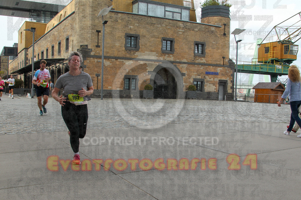 250920_1530_EV4_9011 | Sportfotografie im Rhein-Sieg Kreis, Köln, Bonn, NRW, Rheinland Pfalz, Hessen, etc. Unser Tätigkeitsfeld umfasst den Laufsport vom Volkslauf über den Marathon, Duathlon, Triathon bis zum Ultralauf wie Kölnpfad Ultra oder Schindertrail.