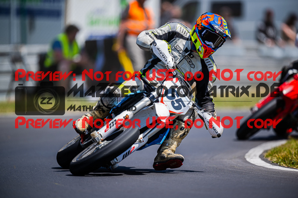 MaZZes_FotoMatrix_220703_1287 | S4