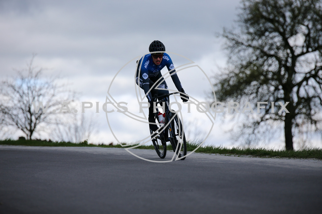 ..... | LEONDING,AUSTRIA,24.März.24 - 63.Radsaisoneröffnungsrennen Leonding Road Cycling League , Image shows: 
Photo: WAPICS / Andreas Willdoner