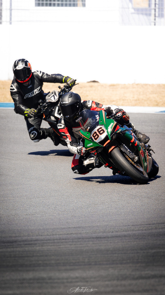 Ducati Trackday Hockenheimring 2026 | Entdecken Sie die faszinierende Welt von Alexander Tschuncky Arts: Kreative Fotografie, atemberaubende Automobilkunst und hochwertiger Bilderdruck. Lassen Sie sich inspirieren! - Realisiert mit Pictrs.com