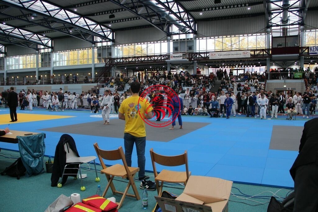 IMG_3500 | Fotos vom Adler Cup - Pictures from Adler Cup

Hier findet Ihr alle Eindrücke und großen Momente der Adler Cup Wochenenden. Here you will find all impressions and great moments of the Adler Cup weekends. - Realisiert mit Pictrs.com