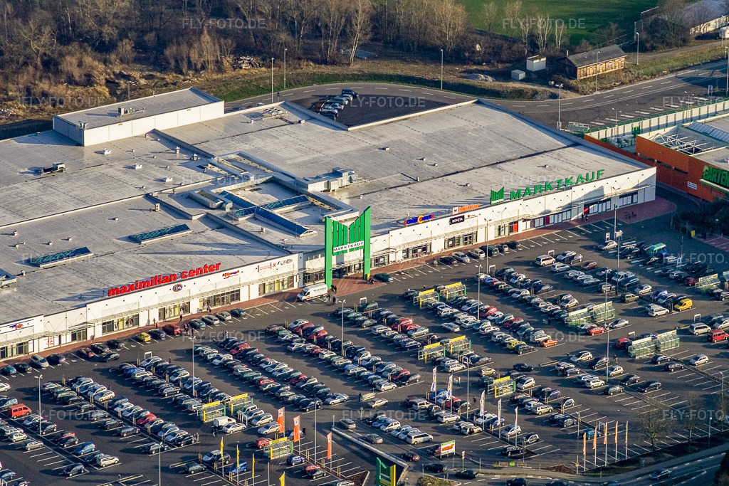 Luftbild: Martktauf im Maximilian Center im Ortsteil Maximiliansau in Wörth im Bundesland Rheinland-Pfalz in Deutschland. Foto: IMG_9085.jpg vom 15.12.2007 durch Werner Riehm/FLY-FOTO.de