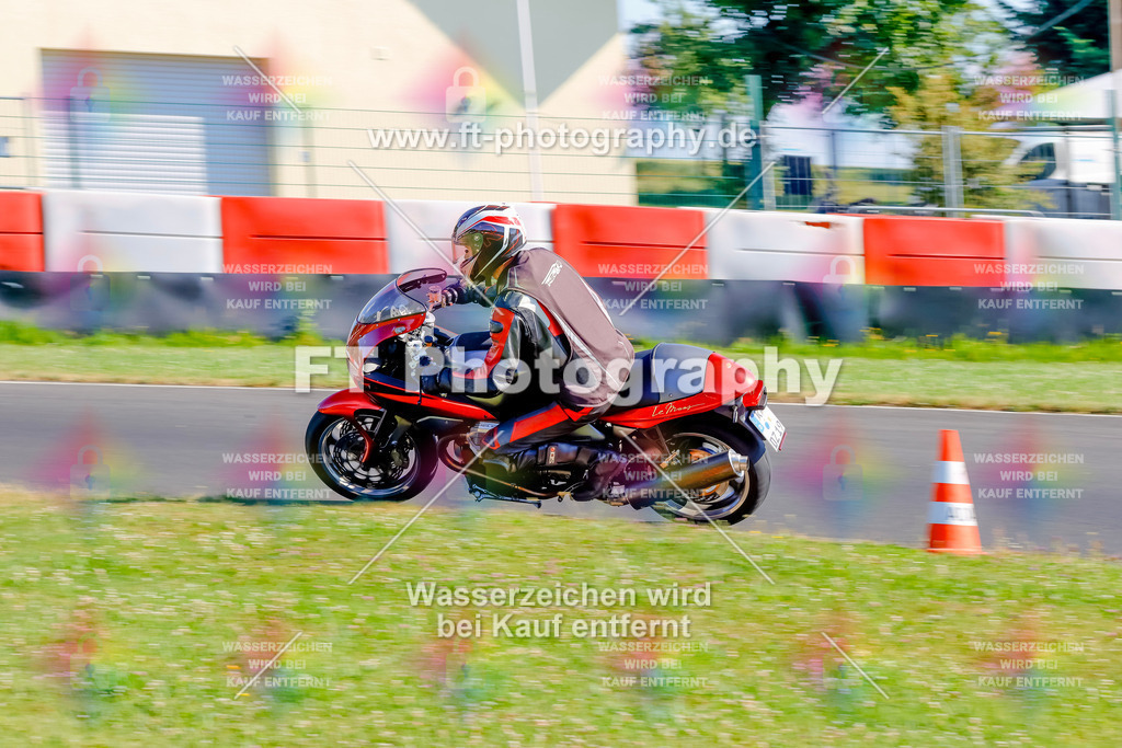 _MOT8825 | Hier findet Ihr Bilder von Touristenfahrten auf der Nürburgring Nordschleife oder von anderen Veranstaltungen die ich besucht habe. Viel Spass beim Durch Schauen 