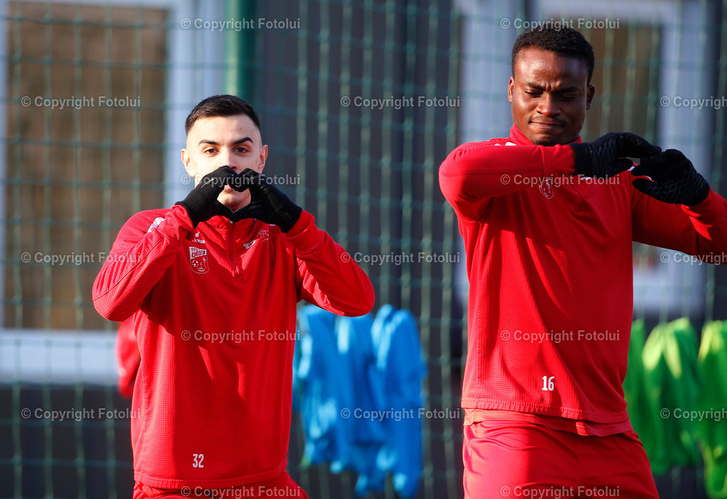 A_LUI_190125_01 | SPORT FUSSBALL TESTSPIEL ASKOE OEDT -UNION PROCORN DIETACH 18.01.2025 IM BILD : FILIP BRESKIC ,ADAMSON SHARAFA (OEDT) UND  (DIETACH) FOTO:FOTOLUI