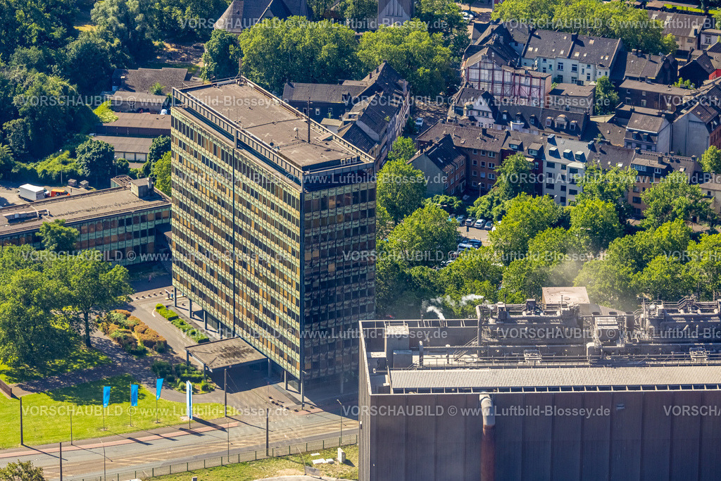 Duisburg230706731 | Luftbild, Baustelle mit Hochhaus auf dem VerwaltungsGelände thyssenkrupp Steel Europe AG, Bruckhausen, Duisburg, Ruhrgebiet, Nordrhein-Westfalen, Deutschland