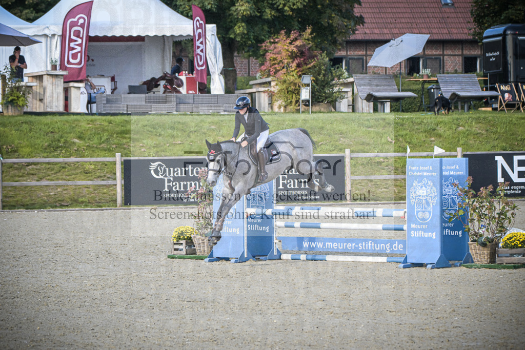 DOS_8321 | Entdecke hochwertige Reitturnierfotos von Foto Oger. Professionell, emotional und authentisch – jetzt Lieblingsmomente im Shop bestellen.Deutschlandweite Turnierfotografie. - Realisiert mit Pictrs.com