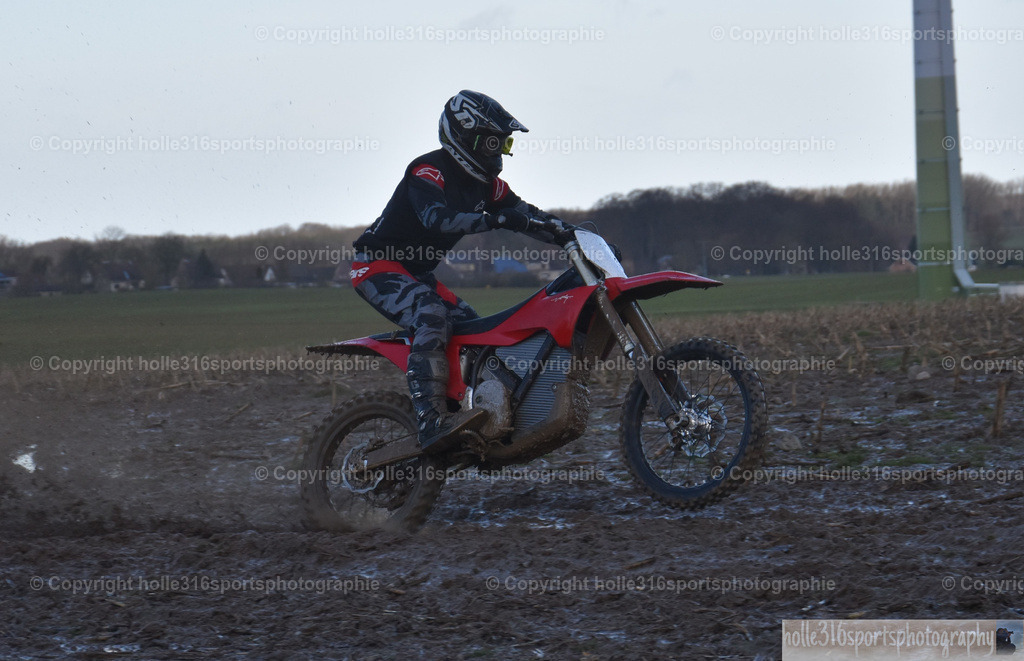 DSC_0013 | Sportfotografie , Motorsport, Motoross, Reitsport, Mointainbike, Enduro,
Landschaft , Outdoor, Eventfotografie, Landschaft, Bilder online bestellen - Realisiert mit Pictrs.com