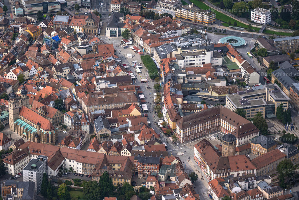 4060294 | BAYREUTH 07.09.2021 Altstadtbereich und Innenstadtzentrum in Bayreuth im Bundesland Bayern, Deutschland. // Old Town area and city center in Bayreuth in the state Bavaria, Germany. Foto: Gerhard Launer