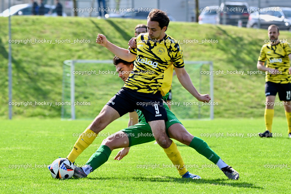 SC Landskron vs. FC Faakersee | #9 Damjan Jovanovic SC Landskron, #9 Thomas Unterguggenberger FC Faakersee, SC Landskron vs. FC Faakersee, SC Landskron vs. FC Faakersee am 27.04.2025 in Villach (Sportanlage Landskron), Austria, (Photo by Bernd Stefan)