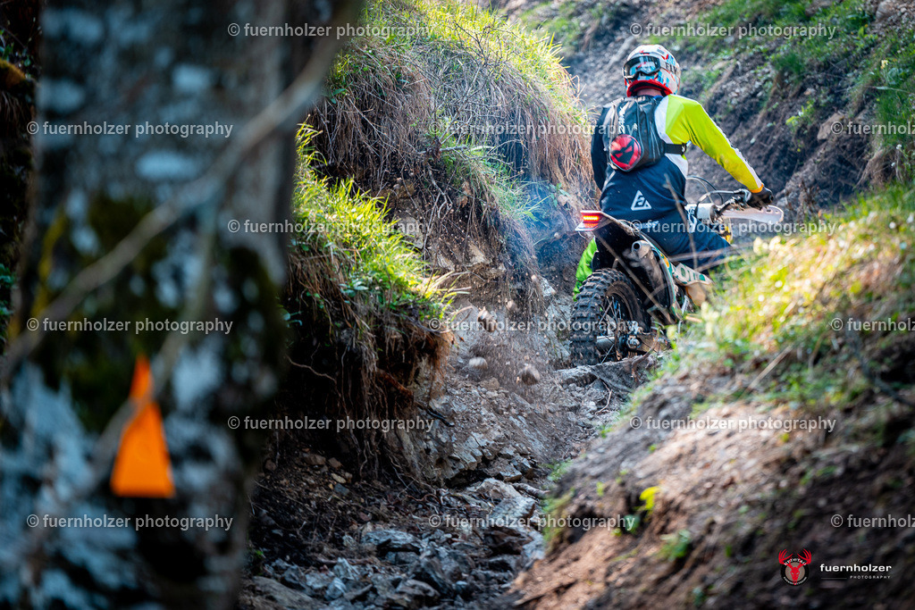 fuernholzer_250501-C2-121 | Fotografische Impressionen von der Red Stag Enduro Extreme by fuernholzer-photography.com. Endurosport in Österreich fotografisch festgehalten von fuernholzer. Auftragsfotografie für Private, Gewerbefotos und Industriefotografie. Eventfotografie, Sportfotografie und Motorsportfotografie. Anbieter von Fotoworkshops, Fototraining, fotografischen Vorträgen und Fotoseminaren.