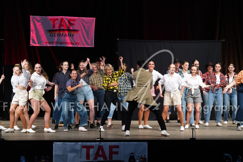 FW700643 | FRANK WIESEHAHN MEDIA - Realisiert mit Pictrs.com