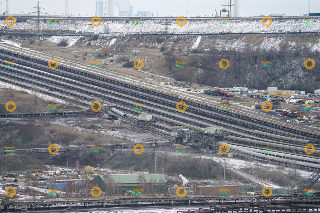 Tagebau Garzweiler leichter Schnee  | Foto: Daniel Böhm | bonum.media - Realisiert mit Pictrs.com