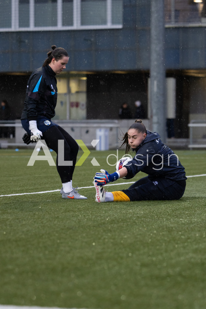 Fußball I Frauen I Saison 2025-2026 I AXA Women's Super League | Women I 14. Spieltag I Grasshoppers Club Zürich - FC Luzern I 14.02.2026 | 1 Lea Kramoviku (CH) (FC Luzern) – Tor - Realisiert mit Pictrs.com