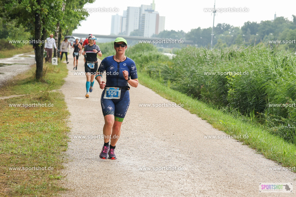 LUR_1547 | 34. M-net Erlanger Triathlon 2025 #erlangertriathlon  #mnettriathlon2025 #mnettriathlon #team #olympischedistanz #mitteldistanz #triathlon #maindonaukanal  #erlangertriathlon2025 #yourpictrs #tv1848 #tv1848erlangen  #triathlonbayern #sportinerlangen #demsportverbunden #sportshot_your_pictrs Copyright: www.sportshot.de