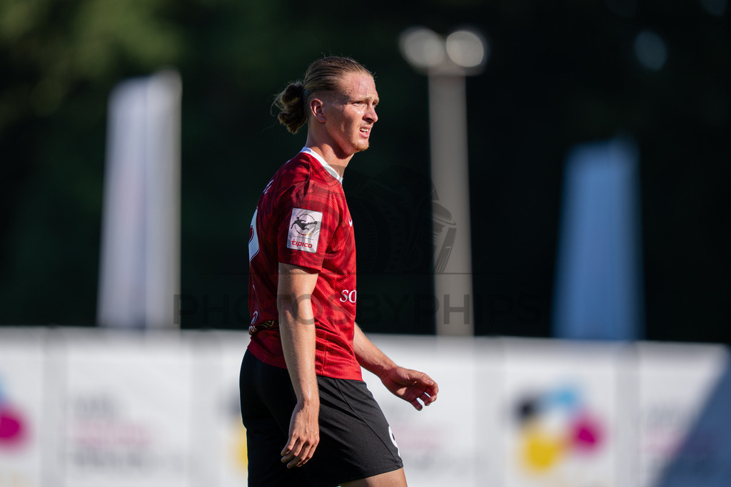 SG Sonnenhof Großaspach vs. Fortuna Köln, Fussball, 3. Liga, 1. Spieltag, 08.08.2026 | #Marlon Fass (SG Sonnenhof Großaspach, #09),SG Sonnenhof Großaspach vs. Fortuna Köln, Fussball, 3. Liga, 1. Spieltag, 08.08.2026,DFB regulations prohibit any use of photographs as image sequences and/or quasi-video