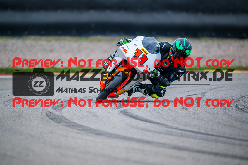 MaZZes_FotoMatrix_240503_6007705_8723 | KTM