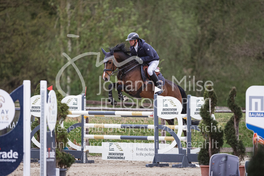 250417_Frühlingsfest_Youngster-M-220 | Deine schönsten Turniermomente als professionelle Fotos! Entdecke hochwertige Pferdesport-Fotografie im Online-Shop. Jetzt Fotos finden & bestellen!