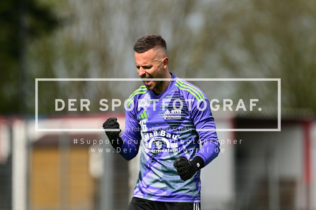 Fußball I Herren I Saison 2024-2025 I Oberliga Schleswig-Holstein I 26. Spieltag I SV Eichede - MTSV Hohenwestedt I 73189 | Der Sportfotograf. - Realized with Pictrs.com