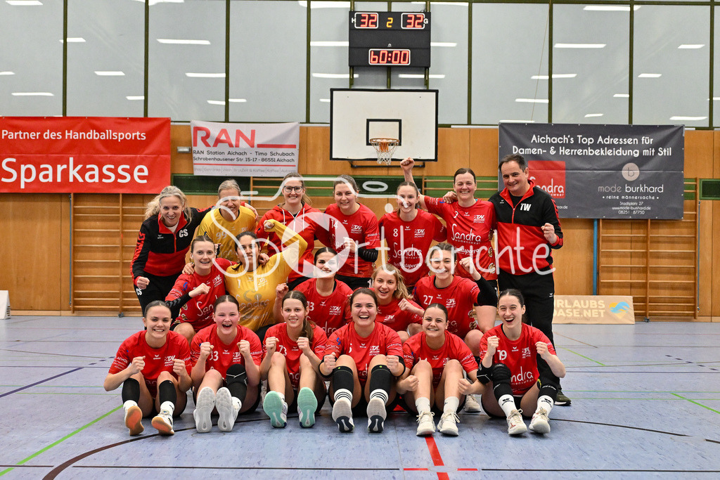 TSV Aichach - TSV Simbach | Professionelle Sportfotos aus den Bereichen Fußball, Eishockey, Handball und vieles mehr. Ob Sieg oder Niederlage