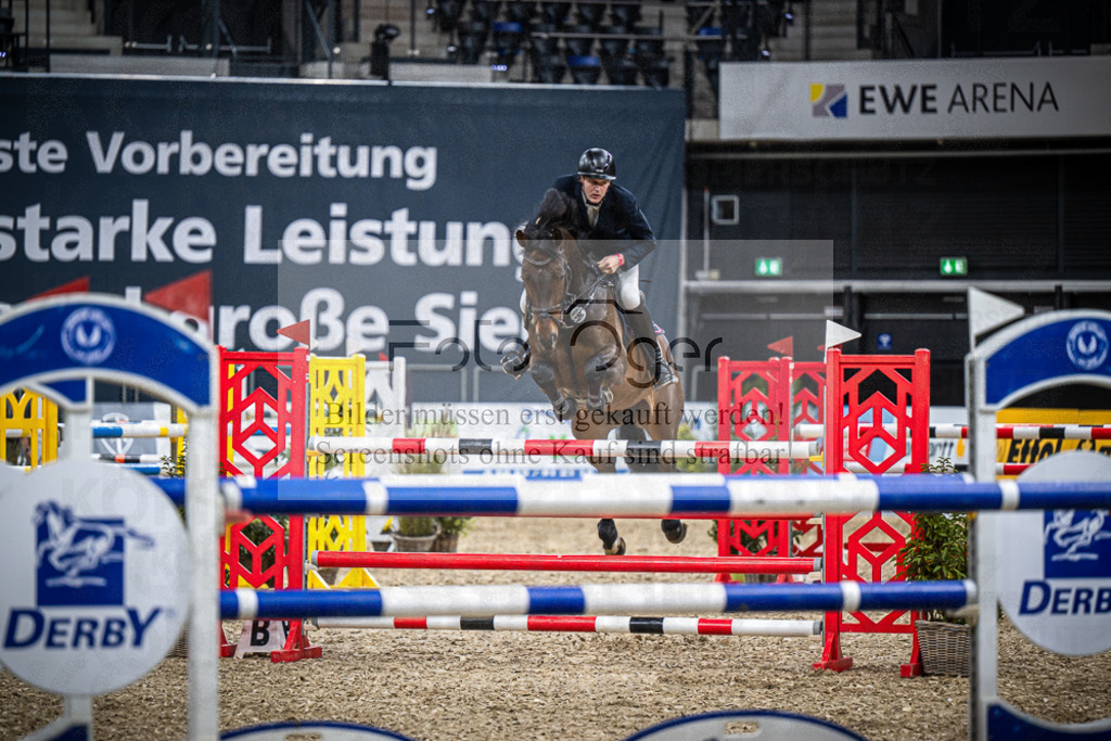 DOS_0013 | Entdecke hochwertige Reitturnierfotos von Foto Oger. Professionell, emotional und authentisch – jetzt Lieblingsmomente im Shop bestellen.Deutschlandweite Turnierfotografie. - Realisiert mit Pictrs.com