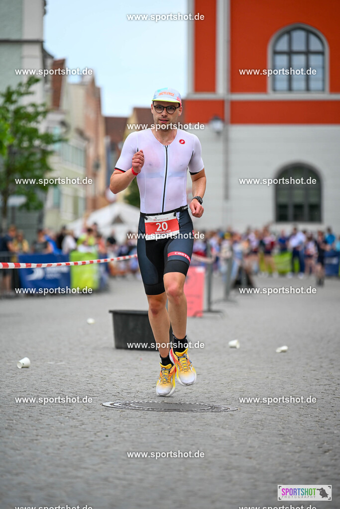 SZI_5781 | Stadttriathlon Erding 2025. #yourpictrs #sportshot_your_pictrs @Sportshotphotography #stadttriathlonerding Copyright: www.sportshot.de