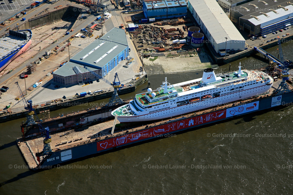 3090467 | Kreuzfahrtschiff Deutschland im Trockendock 10 bei Blohm und Voss, Hafen, Freie und Hansestadt Hamburg