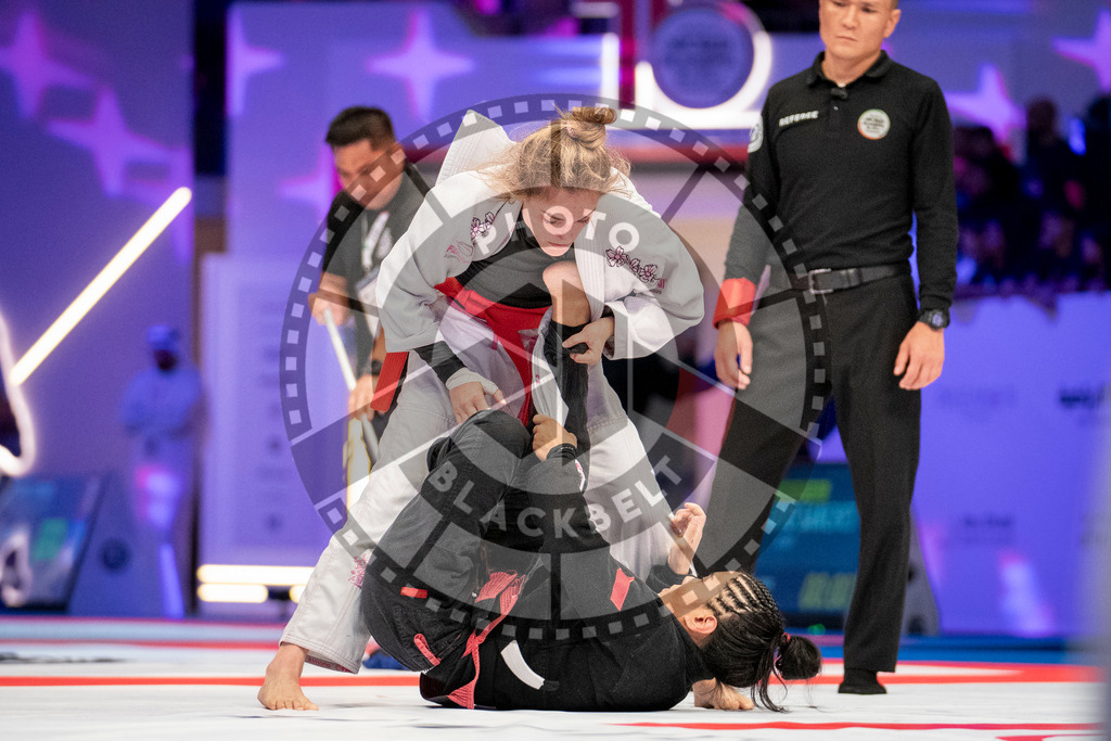 20231107PBB6299 | Fighters compete during the AJP World Master Championship in the Mubadala Arena in Abu Dhabi, Arab United Emirates, on November 7, 2023.