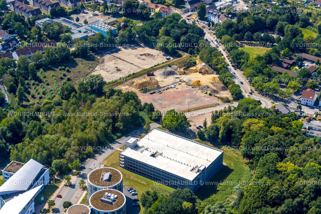 Witten220809043 | Luftbild, Regenrückhaltebecken und Baustelle am alten Sportplatz an der Pferdebachstraße, Parkhaus der Universität Witten / Herdecke, Annen, Witten, Ruhrgebiet, Nordrhein-Westfalen, Deutschland