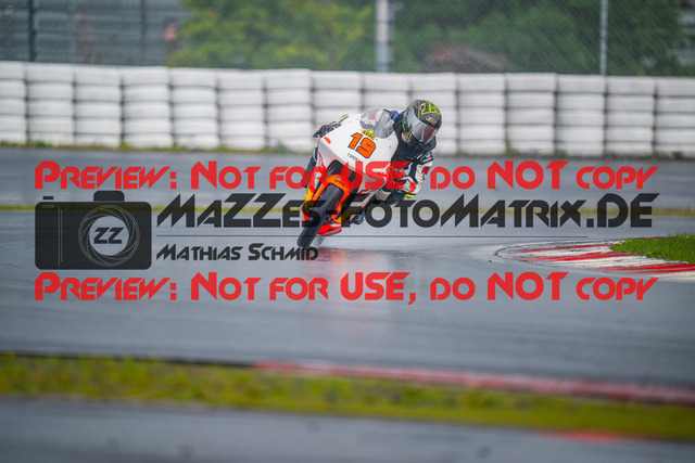 MaZZes_FotoMatrix_240830_6007705_2476 | SSP300