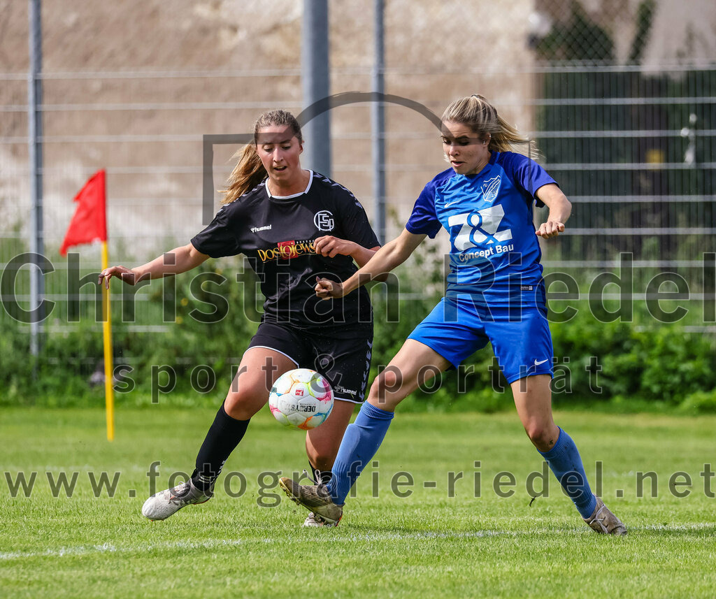 2023-09-03_051_Teamware_Cup_2023 | Oberding, Deutschland, 03.09.2023:
Fußball, TS Teamwear Cup 2023, Vorrunde, FC Schwaig gegen FC Langengeisling, Endergebnis: 

Foto: Christian Riedel / fotografie-riedel.net
