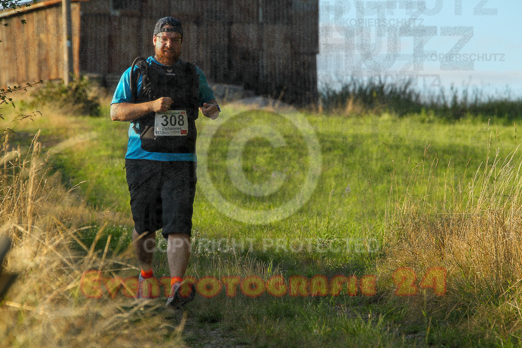 250801_1950_EV4_8889 | Sportfotografie im Rhein-Sieg Kreis, Köln, Bonn, NRW, Rheinland Pfalz, Hessen, etc. Unser Tätigkeitsfeld umfasst den Laufsport vom Volkslauf über den Marathon, Duathlon, Triathon bis zum Ultralauf wie Kölnpfad Ultra oder Schindertrail.