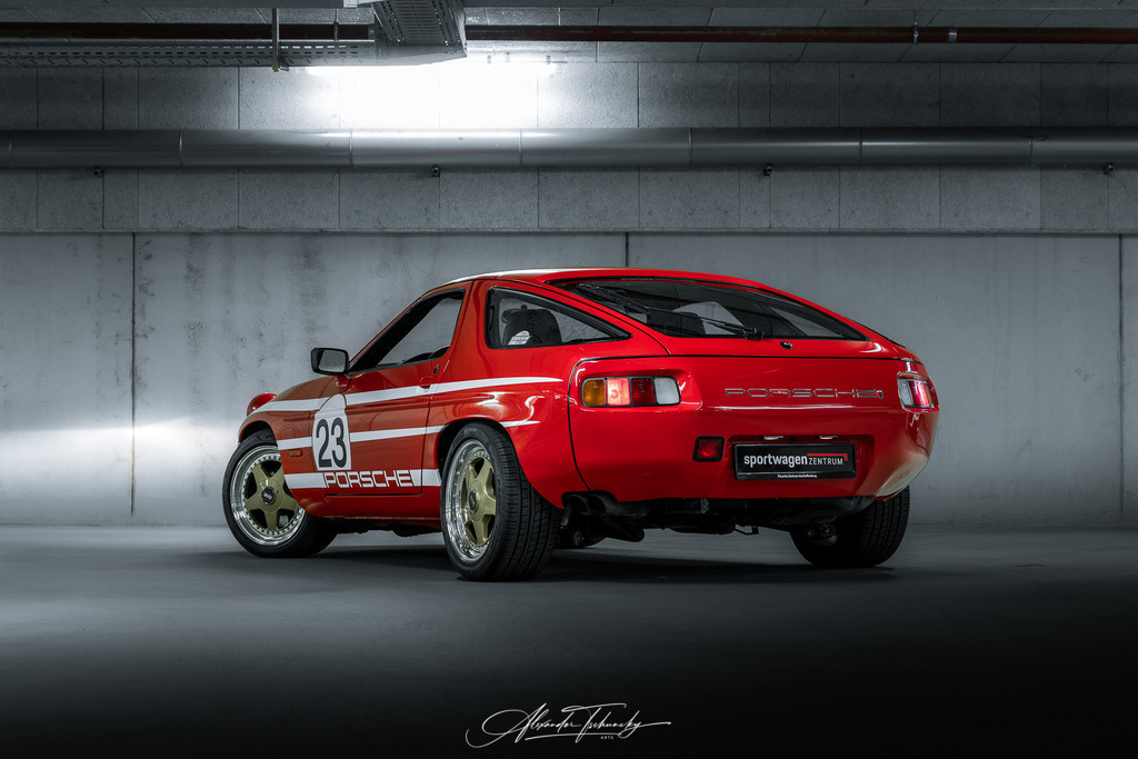 R6AT0638 _Alexander Tschuncky | Entdecken Sie die faszinierende Welt von Alexander Tschuncky Arts: Kreative Fotografie, atemberaubende Automobilkunst und hochwertiger Bilderdruck. Lassen Sie sich inspirieren! - Realisiert mit Pictrs.com