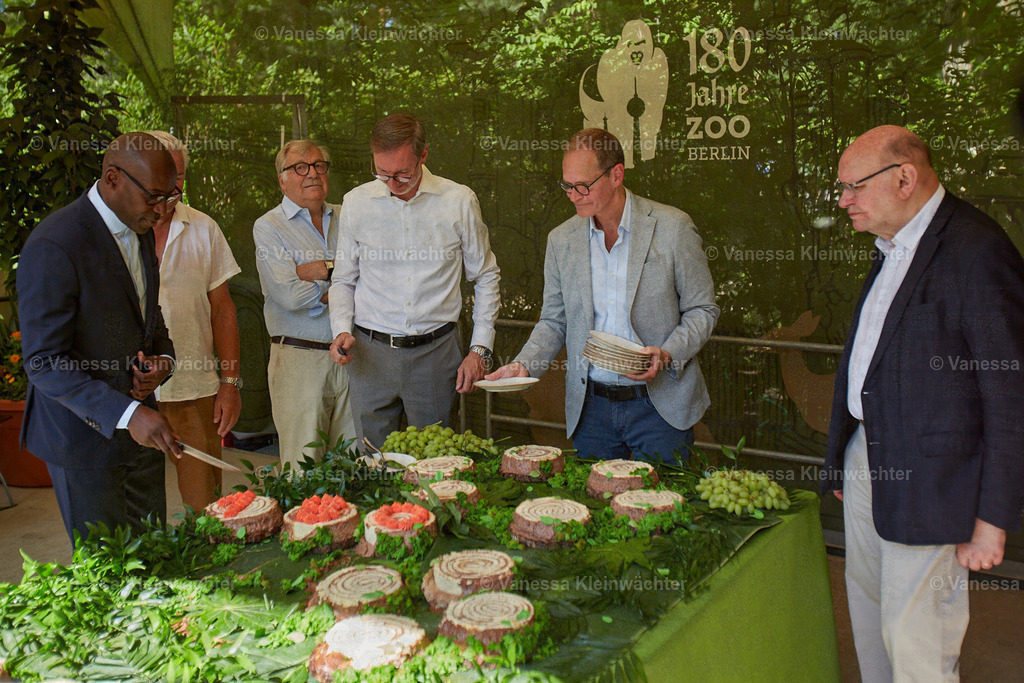 270801_180Jahre_ZooBerlin_00064 | Vanessa Kleinwächter - Realisiert mit Pictrs.com