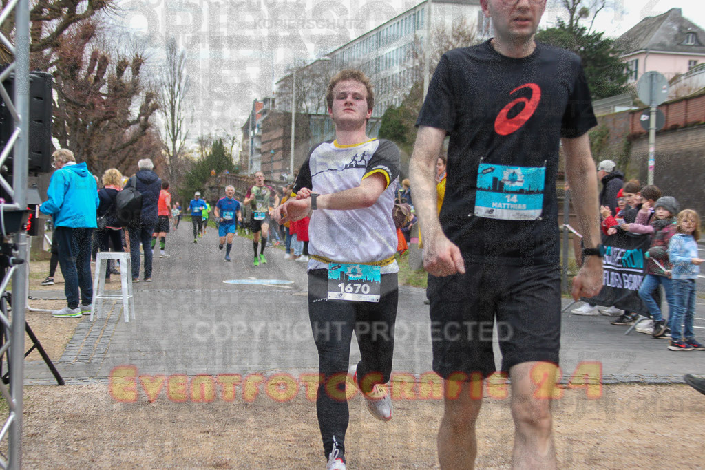 221231_1159_EV4_8261 | Sportfotografie im Rhein-Sieg Kreis, Köln, Bonn, NRW, Rheinland Pfalz, Hessen, etc. Unser Tätigkeitsfeld umfasst den Laufsport vom Volkslauf über den Marathon, Duathlon, Triathon bis zum Ultralauf wie Kölnpfad Ultra oder Schindertrail.