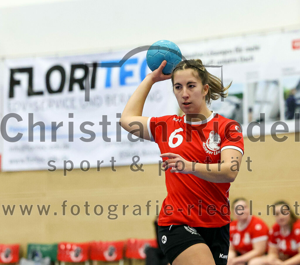 2022-11-27_012_SV_Anzing_gegen_HT_Muenchen_II | Anzing, Deutschland, 27.11.2022:
Handball, Bezirksliga 2022 / 2023, 7. Spieltag, SV Anzing gegen HT München II, Endergebnis: 28:32

Denise Bäumler (SV Anzing, #6)

Foto: Christian Riedel / fotografie-riedel.net