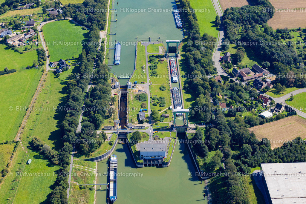 Luftbilder Wesel 439A3236-5 | Luftbildfotografie und Luftbildfotograf Hermann Klöpper - Realized with Pictrs.com