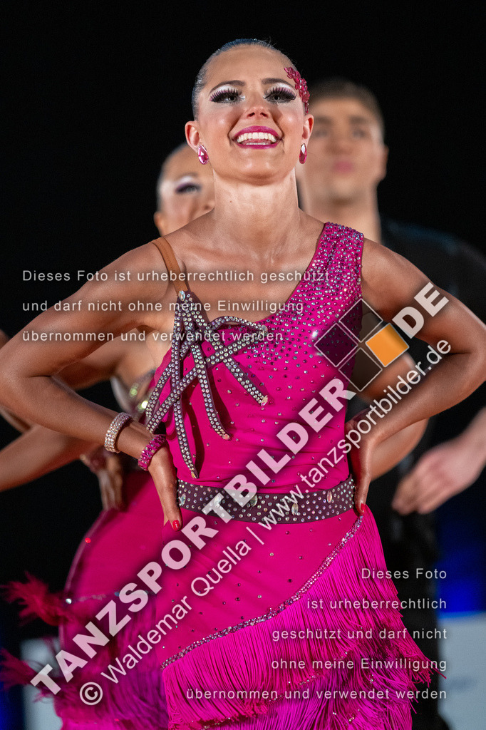 20250504-01126 | Hier finden Sie Tanz Bilder vom Latein und Standard Formationen tanzen. Sportbilder vom Tanzsport. Schöne Fotos und von Weltmeisterschaft, Europameisterschaft, Bundesliga, Regionalliga, Oberliga und Landesliga sowie von GOC Stuttgart, DanceComp, WM Bremen