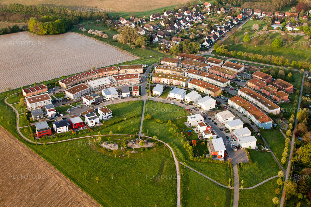 Luftbild: Hohenwettersbach, Fünfzig Morgen im Ortsteil Hohenwettersbach in Karlsruhe im Bundesland Baden-Württemberg in Deutschland. Foto: IMG_26390.jpg vom 28.04.2010 durch Werner Riehm/FLY-FOTO.de