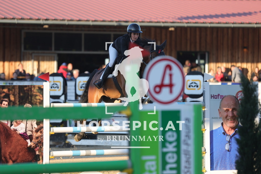 0P6A2663 | Willkommen bei Brunnmayr - Design & Fotografie – Ihrem Spezialisten für Reitturniere und Pferdeveranstaltungen in Oberösterreich, Salzburg und Bayern! Seit über 17 Jahren sind wir leidenschaftlich dabei.