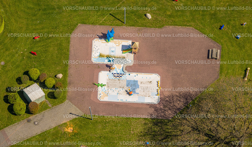 Heiligenhaus230407707 | Luftbild, Spielplatz am Freibad und Hallenbad HeljensBAD, Heiligenhaus, Ruhrgebiet, Nordrhein-Westfalen, Deutschland
