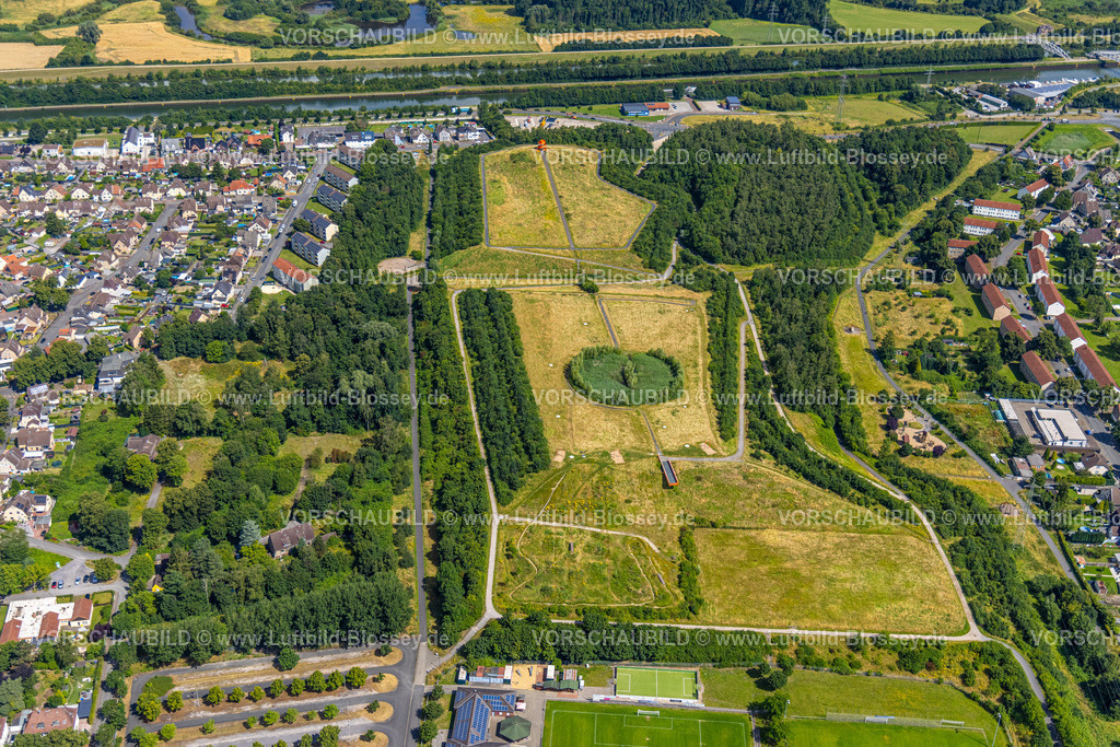 Hamm240706093 | Luftbild, Lippepark mit Haldenzeichen Halde Franz, Baumkreis Himmelsspiegel, Stadtbezirk Herringen, Hamm, Ruhrgebiet, Nordrhein-Westfalen, Deutschland