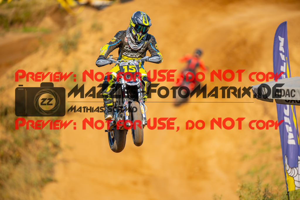 MaZZes-Fotomatrix-20260815-602607 | S2