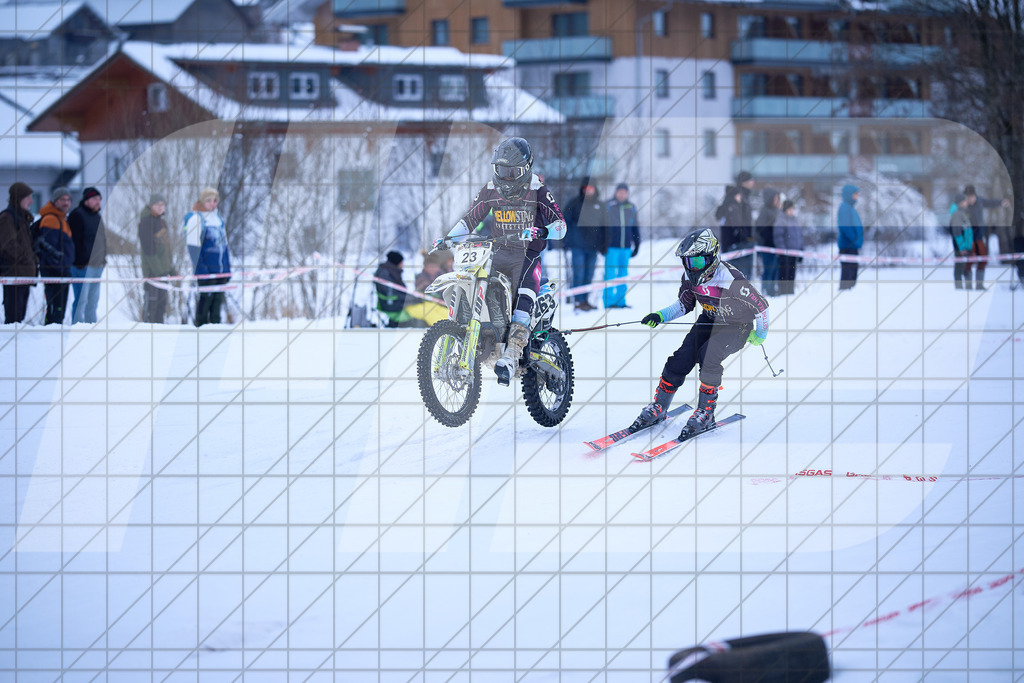 11. Holzknecht Skijöring | Skijöring am 24.01.2026: 11. Holzknecht Skijöring in Gosau am Dachstein, Oberösterreich, ÖsterreichFoto: © 2026 Martin Bihounek | mb-creative.eu