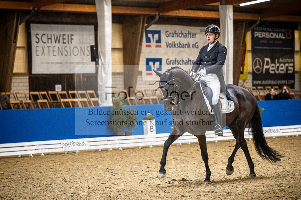 DOS_1709 | Entdecke hochwertige Reitturnierfotos von Foto Oger. Professionell, emotional und authentisch – jetzt Lieblingsmomente im Shop bestellen.Deutschlandweite Turnierfotografie. - Realisiert mit Pictrs.com