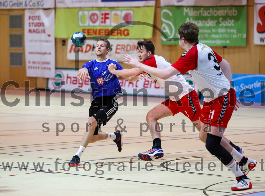 2022-10-08_076_SpVgg_Altenerding_gegen_ASV_Dachau | Erding, Deutschland, 08.10.2022:
Handball, Bezirksoberliga Männer 2022 / 2023, 4. Spieltag, SpVgg Altenerding gegen ASV Dachau, Endergebnis: 23:23

+d28+, Quirin Huber (SpVgg Altenerding, #8), Niklas Fleps (SpVgg Altenerding, #31)

Foto: Christian Riedel / fotografie-riedel.net