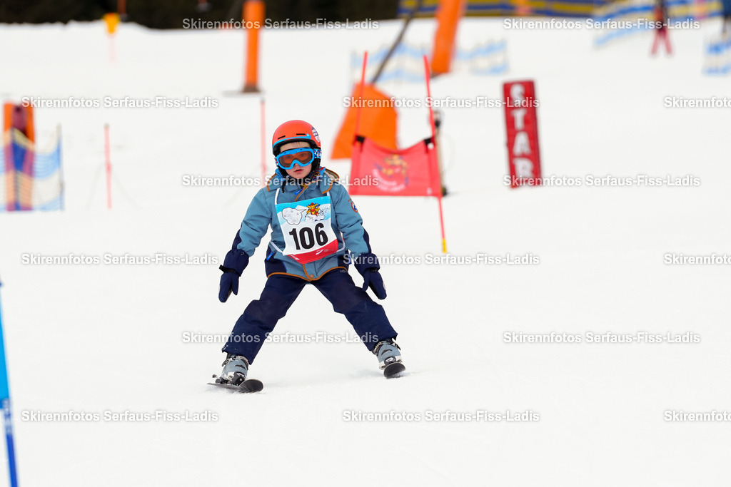 SRF_02.01.2026_0074 | Skirennfotos,Serfaus,Fiss,Ladis,Kinderskirennen,Winter,Tirol,Oberland,skirace,SFL,feelfree,weil wir's genießen,ski,Ski,skifahren,Sonnenplateau, - Realisiert mit Pictrs.com