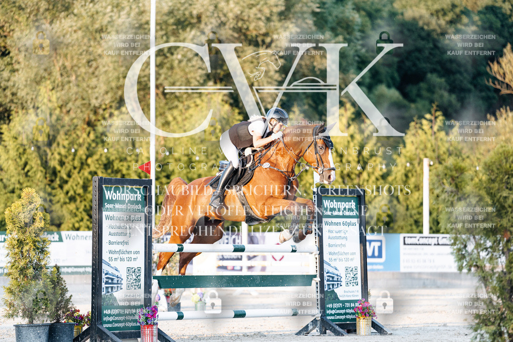 CK901089 | Turnierfotografie Pferdefotografie Trier Rheinland-Pfalz Pferdesport Reitsport Tierfotografie Sportfotografie Pferdevideo Pferdevideografie Equestrianvideography equestrianphotography  - Realisiert mit Pictrs.com