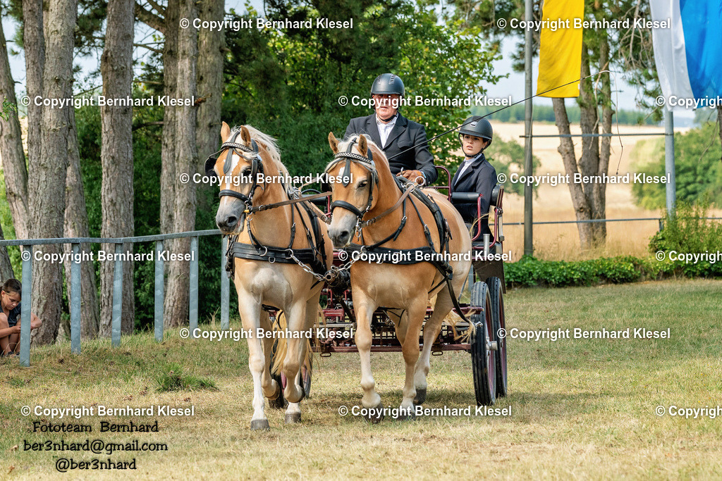 A1B07118 | foto-team-bernhard - Realisiert mit Pictrs.com